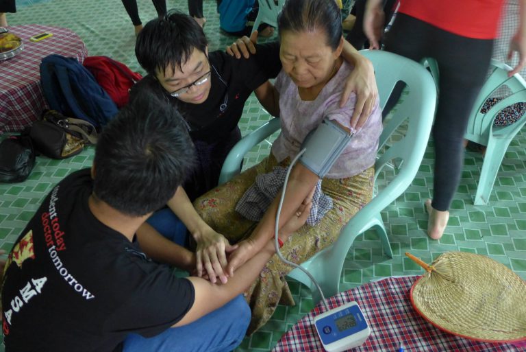 IMU Cares: A Myanmar – IMU Collaborative Community Project 2015